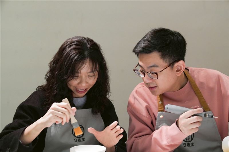 台灣新聞通訊社-無奈揭露洪慈庸流產竟遭網攻擊　卓冠廷：我是他先生，我知道，怎麼了？