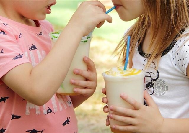 台灣新聞通訊社-彰化癌母「餵毒2幼女」又持刀割指！子女求情法官：希望媽媽不要被關