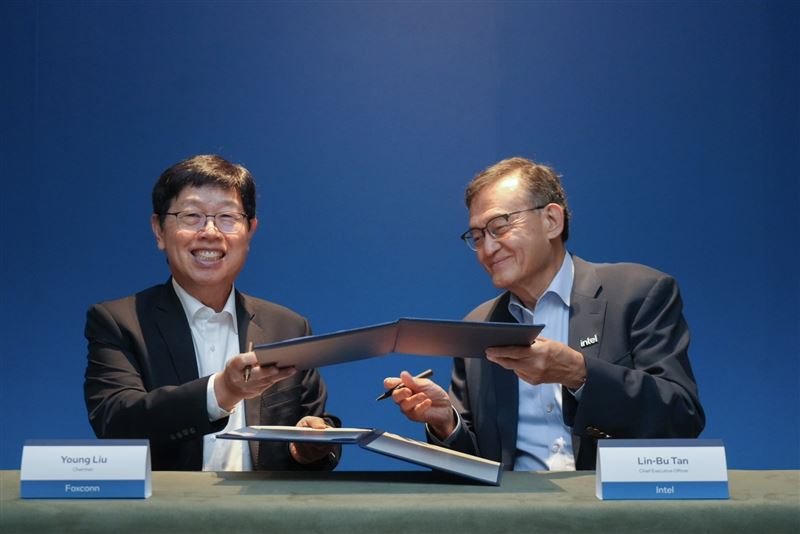 台灣新聞通訊社-重磅合作！鴻海與英特爾結盟　搶占代理式 AI 新風口