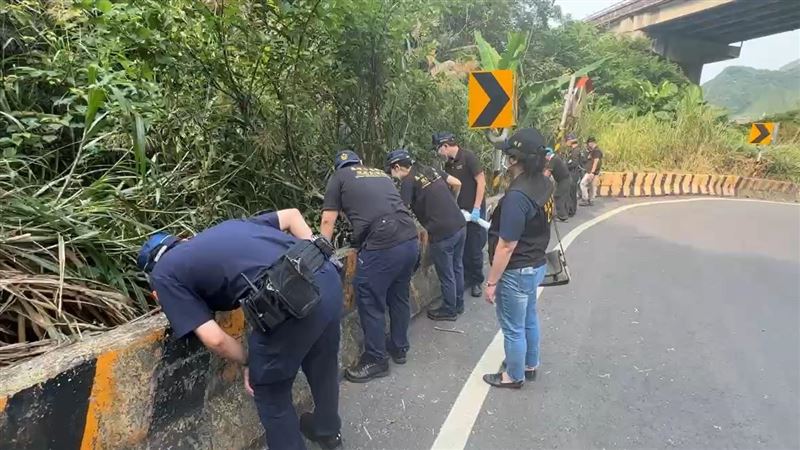 台灣新聞通訊社-基隆外木山驚見男屍！除草工人聞到異味…撥開草叢「排水溝漂遺體」
