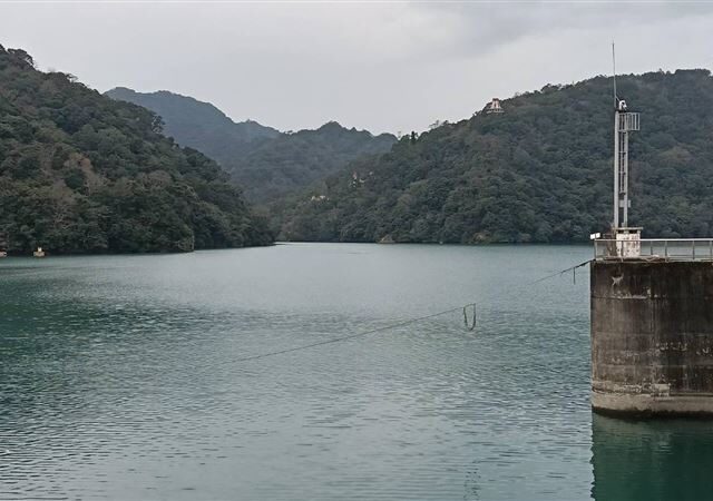 台灣新聞通訊社-南部水庫解渴！梅雨鋒面+西南風灌頂全台　10天降雨預估破5億噸