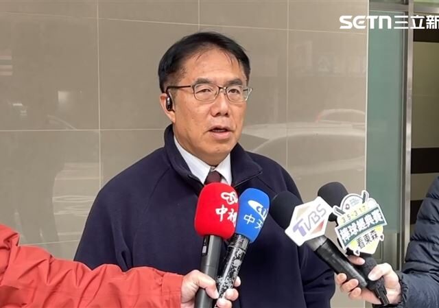 台灣新聞通訊社-黃偉哲除夕親打電話向長輩拜年！一堆人當錄音直接掛懺悔了：對不起偉哲
