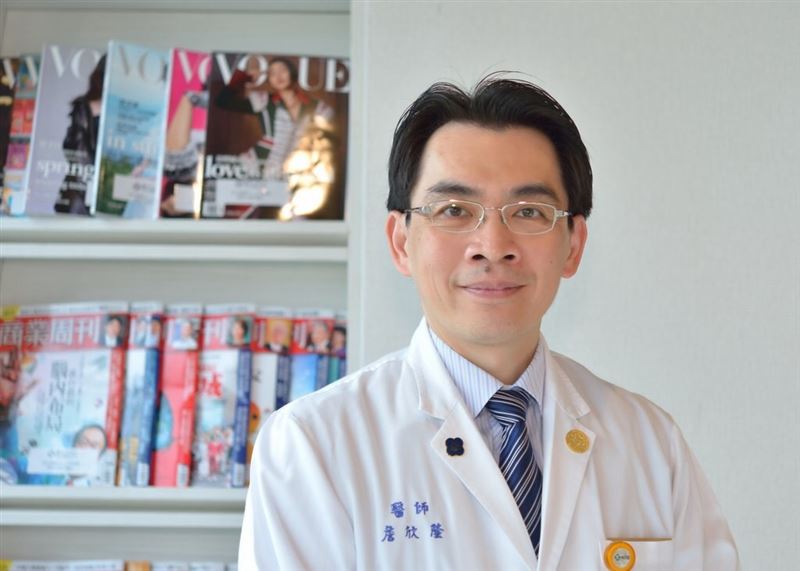台灣新聞通訊社-英校園爆腦膜炎群聚 醫:初期像感冒且惡化極快!24小時內恐致命