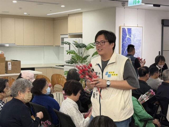 台灣新聞通訊社-母幫拉票遇車禍亡　新北市議員參選人周韋翰：真切體會到意外帶來的巨慟