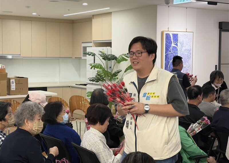 台灣新聞通訊社-母幫拉票遇車禍亡 新北市議員參選人周韋翰:真切體會到意外帶來的巨慟
