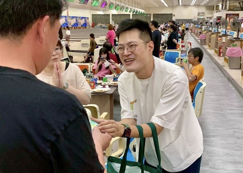 台灣新聞通訊社-「不想涉入黨內紛擾」民眾黨又有人退選!這區2人退出、1人陷框小姐爭議