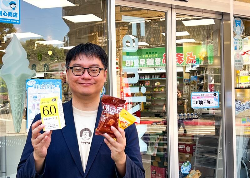 台灣新聞通訊社-飲控神隊友!元初豆坊高蛋白濃豆乳搭配燕麥脆餅