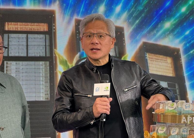 台灣新聞通訊社-黃仁勳旋風燒到韓國！吃烤肉簽名來者不拒　傳續攤要去這