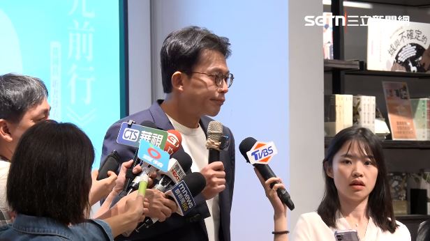 台灣新聞通訊社-新書消費洪慈庸?卓冠廷怒轟好自為之 黃國昌:不會接受「卓先生」恐嚇