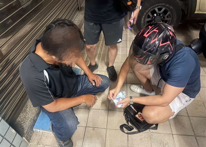 台灣新聞通訊社-甜喊不辜負妳！7旬喪偶嬤認愛星國富商　淚掏23萬面交才知全是一場空