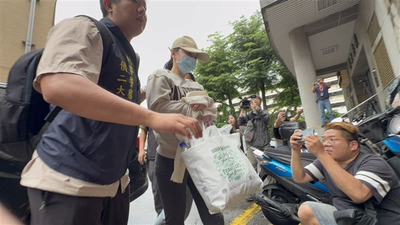 台灣新聞通訊社-快訊／昔太陽花女神走鐘！海外涉毒淪5路通緝犯　劉喬安遭新北檢聲押
