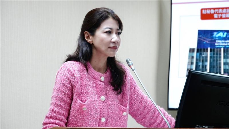 台灣新聞通訊社-「追蹤器案」大翻車！林楚茵嗆尹乃菁潑婦罵街：國民黨出來洗門風道歉