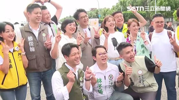 台灣新聞通訊社-水獺媽媽合體撲馬爸爸!凱道「遊戲日」沈伯洋登「勇者之塔」大顯身手