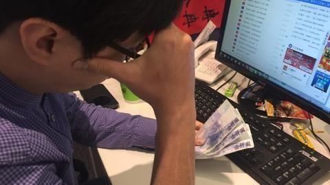 台灣新聞通訊社-44歲上班族奇招致富險孤獨死　徹悟「這事」比存摺數字重要