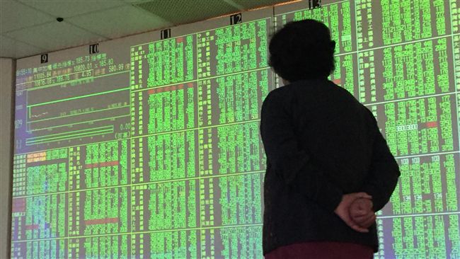 台灣新聞通訊社-台指期夜盤崩3006點　週一台股慘了？投顧示警：恐一路調整到「這時」