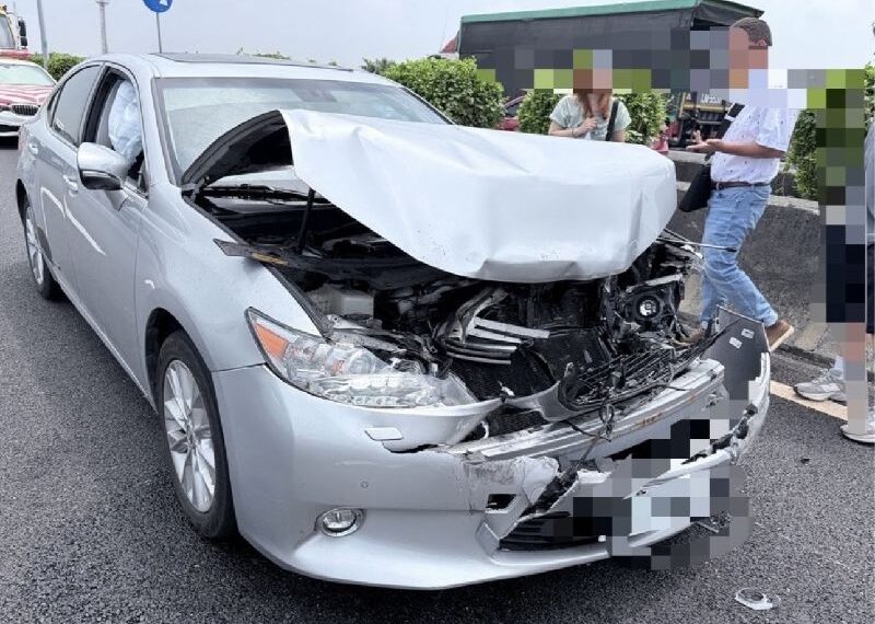 台灣新聞通訊社-國1台南永康路段2起追撞共波及6車　3人受傷送醫