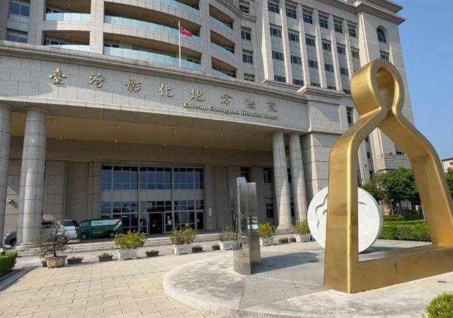 台灣新聞通訊社-彰化60歲父嗜賭欠債「沒拿1毛錢養家」反告兒遺棄　法官判3子女免扶養
