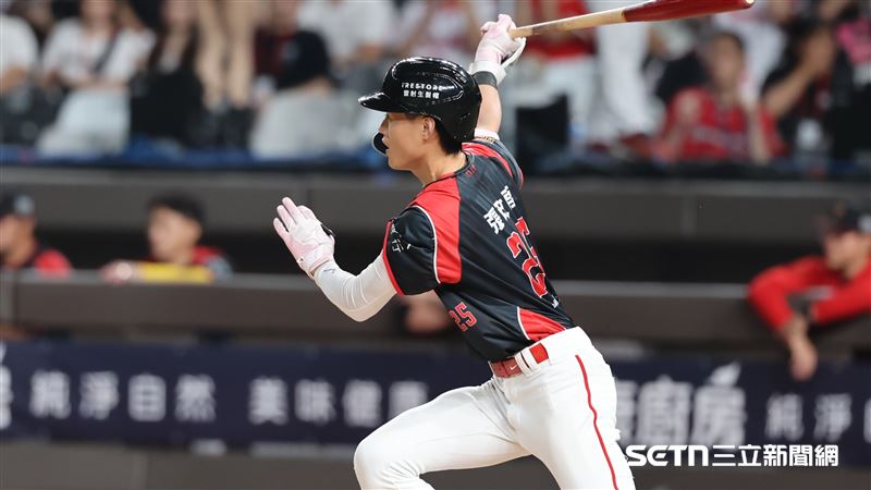 台灣新聞通訊社-中職／張政禹炸裂2分砲！郭天信掃4安　味全大勝台鋼上半季封王剩M8