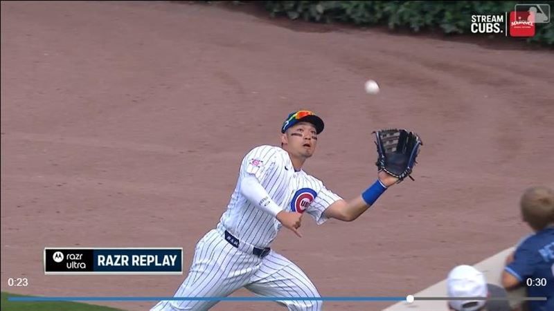 台灣新聞通訊社-MLB/壯得像頭牛 鈴木誠也美技接殺後重重撞上場邊護墊!人沒事