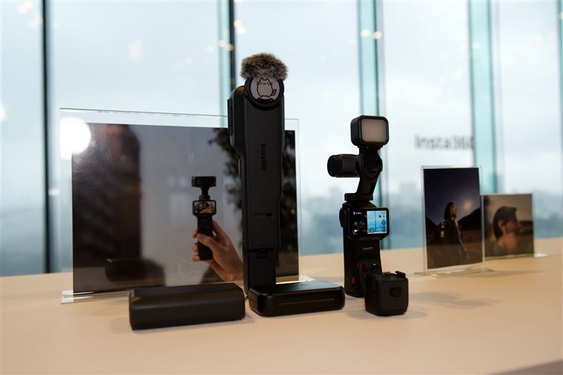 台灣新聞通訊社-Insta360攜手徠卡!Luna Ultra 6月中登台 標配可拆卸圖傳螢幕
