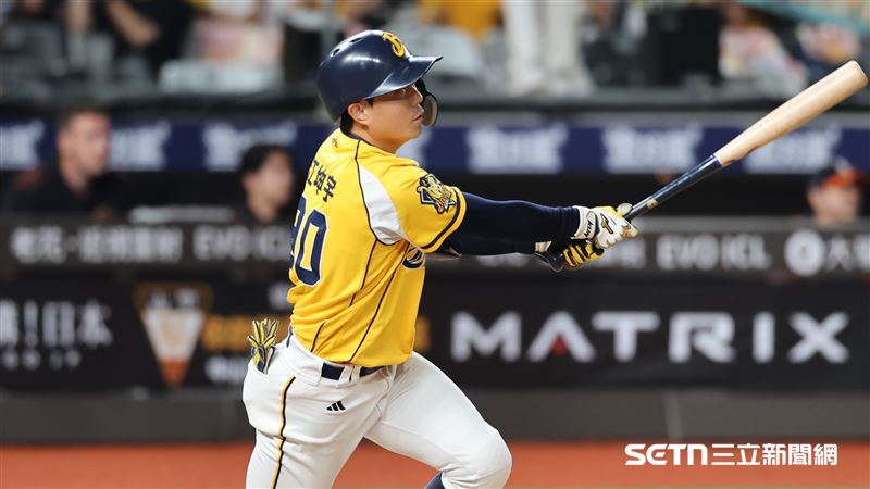 台灣新聞通訊社-中職/江坤宇、岳東華非兄弟「絕對先發」 平野惠一盼這2人挑戰中線