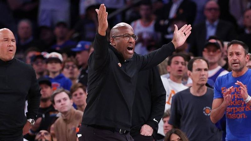 台灣新聞通訊社-NBA/尼克主帥砲轟裁判哨音不公 罰球次數差三倍!唐斯認了輸在表現差