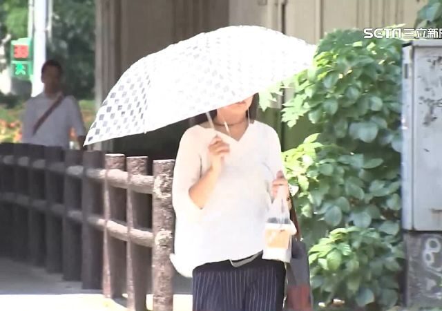 台灣新聞通訊社-午後雷陣雨還沒下完？鄭明典曝「1經驗法則」：見雷加三天