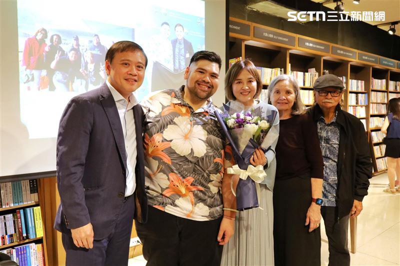 台灣新聞通訊社-6人團隊擊敗美菲壟斷!昔主播周艾齊出書 揭秘台灣國際醫療策略