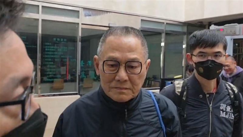 台灣新聞通訊社-高金素梅助理被爆搜索當下「傳訊羅智強」　拒開門擋檢調