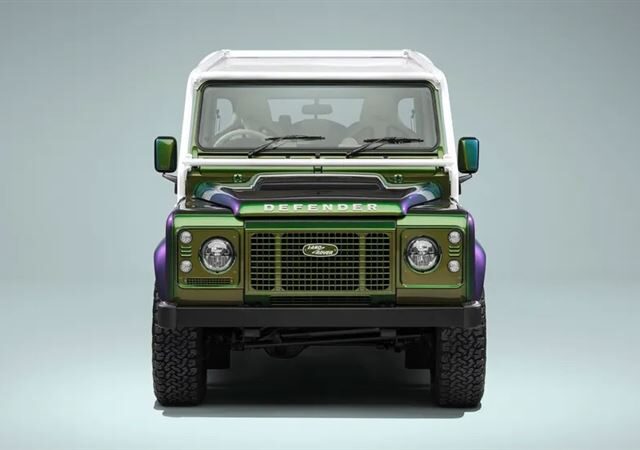 台灣新聞通訊社-不用選了全都要！他因選擇障礙直接買下4輛客製Defender