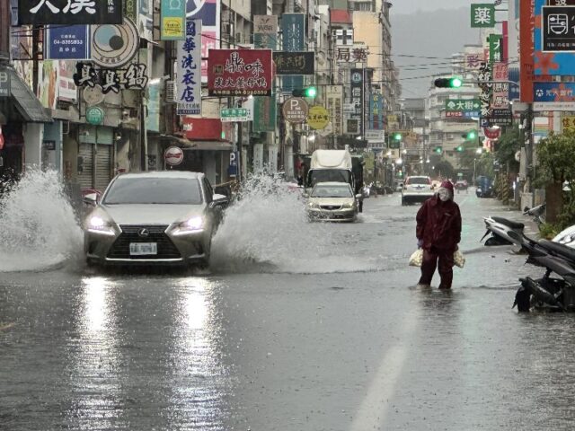 台灣新聞通訊社-氣象署提醒宜蘭留意豪雨　新竹以北、花蓮山區防大雨
