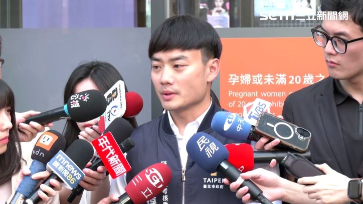 台灣新聞通訊社-蔣萬安語言模型被發現了　名嘴狂酸「蔣稿機」、「殷瑋答」