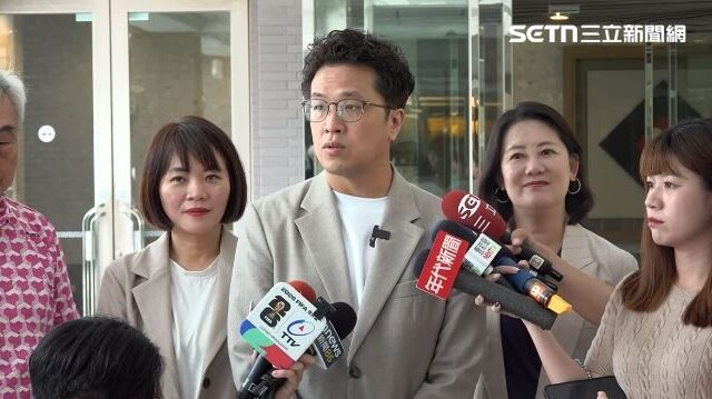 台灣新聞通訊社-內湖淹水！沈伯洋深夜勘災曝「北市有AI防洪」：應讓民眾及早準備
