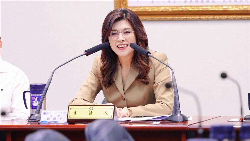 台灣新聞通訊社-鄭麗文訪美帶統派中常委!綠疑國台辦監軍 國民黨:自費參與非訪團成員