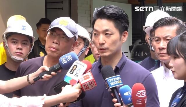台灣新聞通訊社-內湖清淤！沈伯洋衣鞋遭疑「白到發亮」　蔣萬安：我不特別評論他人穿著