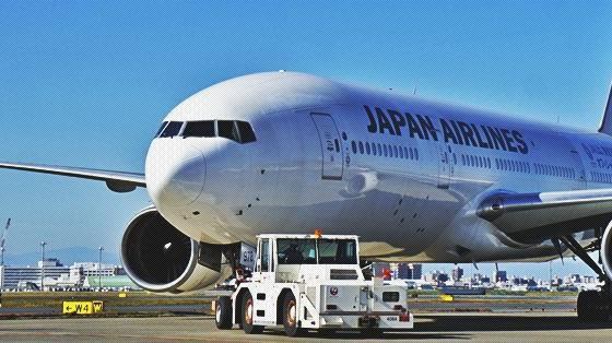 台灣新聞通訊社-日航客機迫降案之前　羽田機場跑道金屬隆起
