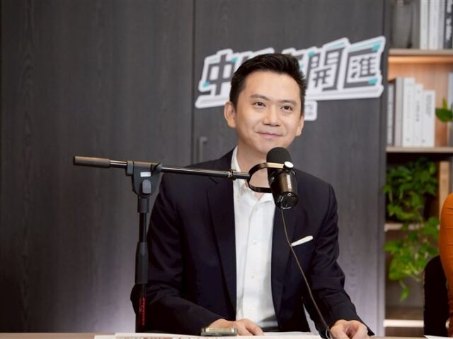 台灣新聞通訊社-翻轉深藍竹縣？鄭朝方證實「民調確實差不多」：若當選將與竹市緊密合作