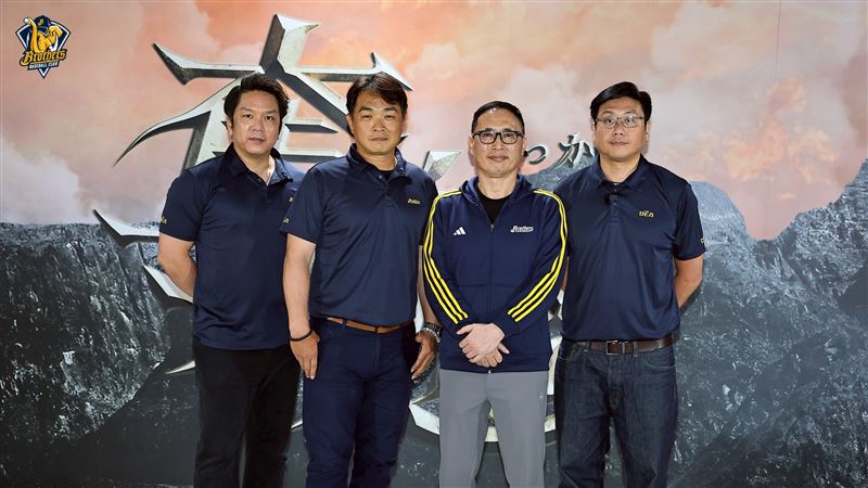 台灣新聞通訊社-中職/非戰績差才換人!劉志威重申教練團未異動 看彭政閔適任領隊原因
