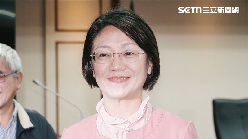 台灣新聞通訊社-教練機墜毀！翁曉玲竟扯蔡英文、賴清德：你們對得起殉職飛官嗎？