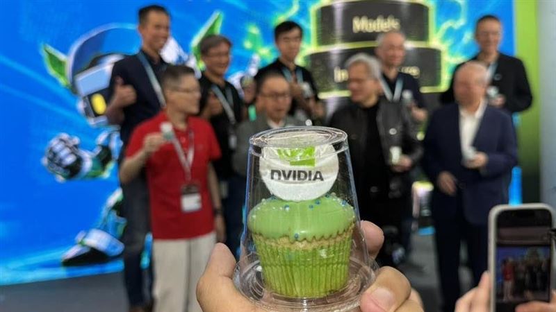 台灣新聞通訊社-致敬黃仁勳!廣達端出5層蛋糕 AI獲利上不封頂