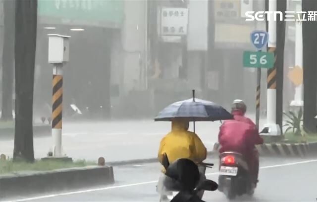 台灣新聞通訊社-快訊／暴雨狂炸南台灣！屏東縣政府宣布：春日鄉士文村停班停課