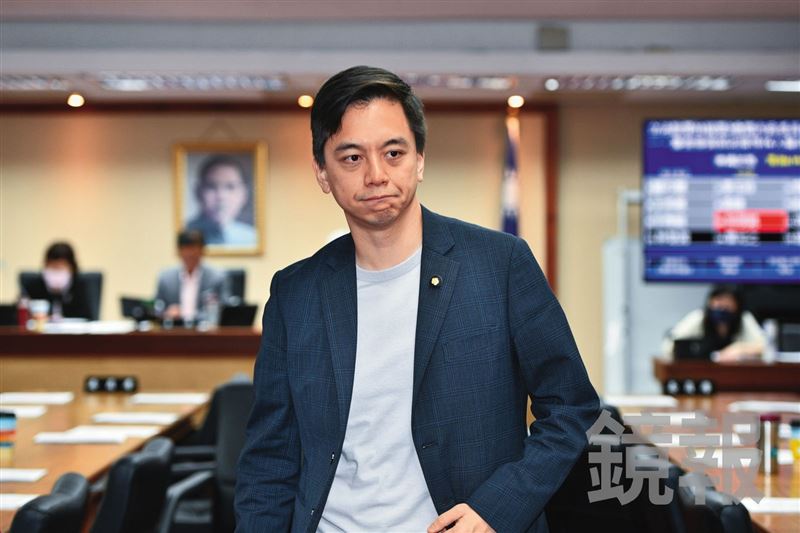 台灣新聞通訊社-藍委喬太流惹議／無懼立委索賄案前車之鑑 牛煦庭5度協調恐踩SOGO案地雷