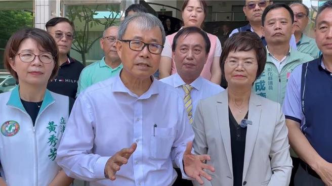 台灣新聞通訊社-葉元之轟鄭英耀「視教育為無物」:跑行程身體就很好?