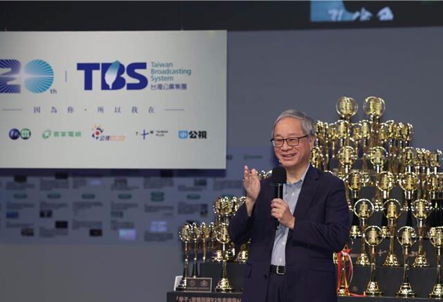 台灣新聞通訊社-為失言投資《功夫》慘賠道歉！李遠歸咎制度問題 求大眾原諒