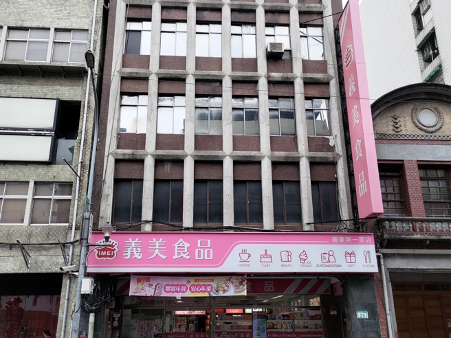 台灣新聞通訊社-食安連環爆 「老牌連鎖」全身而退 網點頭給讚