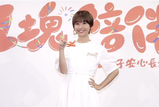 台灣新聞通訊社-吳宗憲突宣布12年前已離婚！Lulu洩他通話對象：常看憲哥自拍放閃