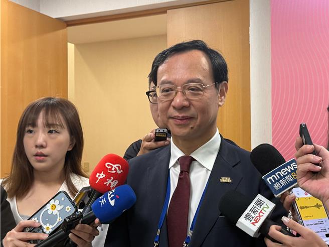 台灣新聞通訊社-中聯問題油擴大下架! 石崇良:中聯未釐清原因禁復工