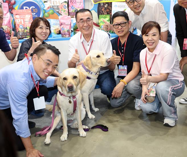 台灣新聞通訊社-李四川動保政見再加碼!嘉年華、友善洽公、寵物之家也升級