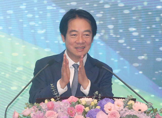 台灣新聞通訊社-毒油案燒到賴清德？徐巧芯：賴政府可能想「斷尾求生」