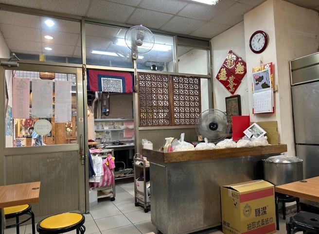 台灣新聞通訊社-政大又有老店收攤 學生哀號:以後沒東西吃了